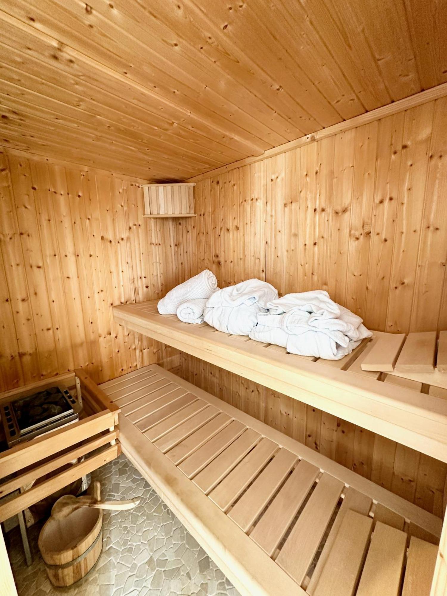 Freistehendes Friesenhaus Mit Sauna Und Garten Keitum